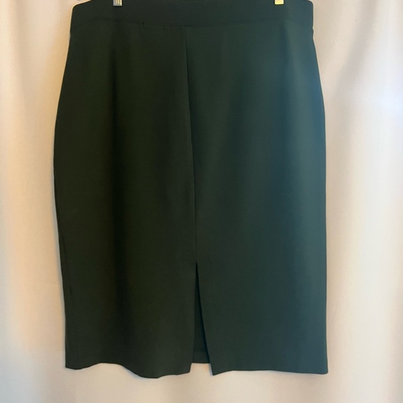 Banana Republic Olive Green Pencil Skirt - Picture 2 of 7